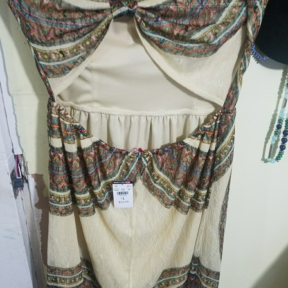 Dress - Picture 4 of 4